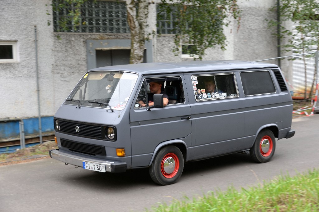 ../Images/VW Bus Festival Berlin 2019 105.jpg